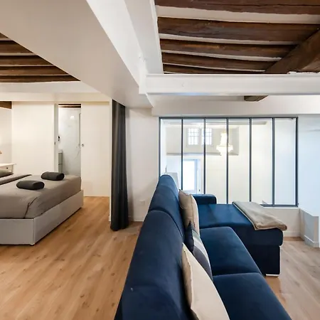 Appartement Place Du Pantheon