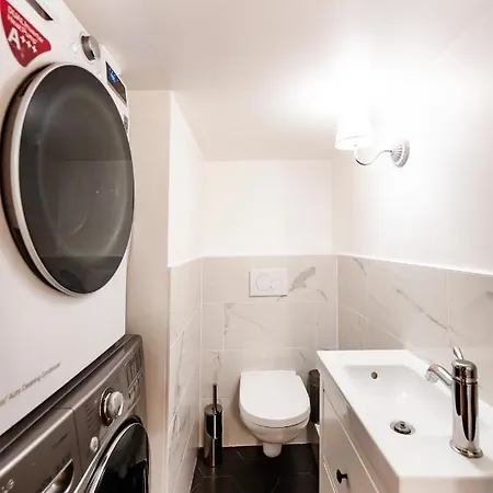 Place Du Pantheon Apartment