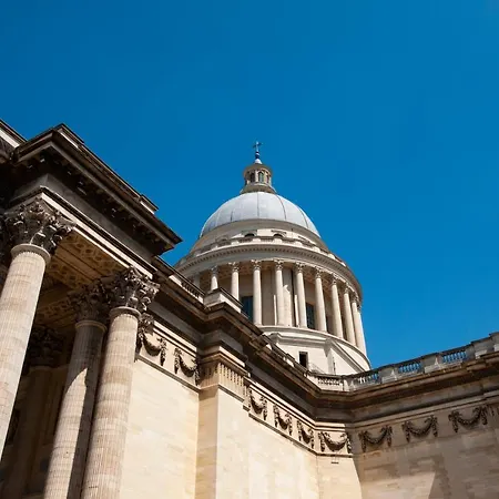 Place Du Pantheon Lägenhet *