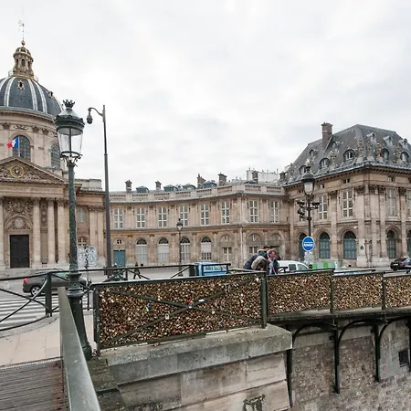 Place Du Pantheon