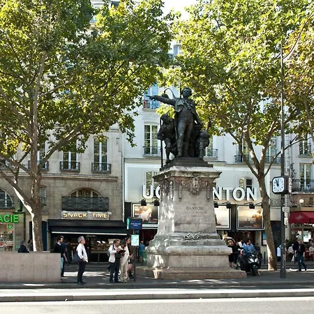 Place Du Pantheon 아파트 파리